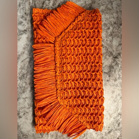 NWT SHEIN Straw Clutch - Picture 5 of 9